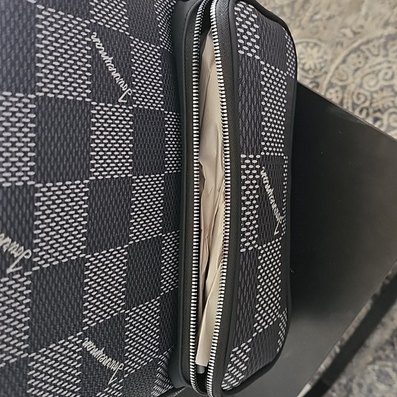 FAUX LEATHER Black and Gray Checkered Men's Backpack - Picture 3 of 7